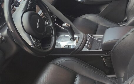 Jaguar E-Pace, 2018 год, 2 900 000 рублей, 11 фотография
