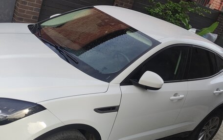 Jaguar E-Pace, 2018 год, 2 900 000 рублей, 10 фотография