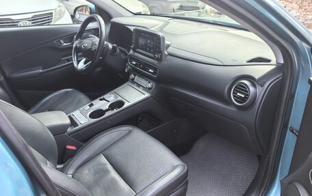 Hyundai Kona I, 2018 год, 2 100 000 рублей, 8 фотография