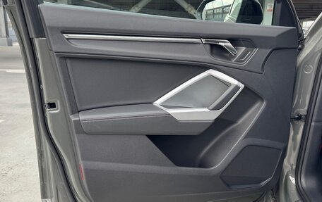 Audi Q3, 2022 год, 1 900 000 рублей, 30 фотография