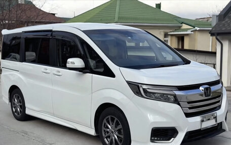 Honda Stepwgn IV, 2022 год, 2 460 000 рублей, 3 фотография