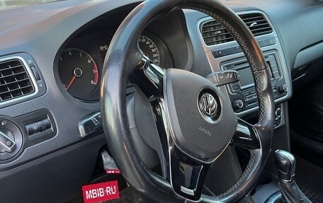 Volkswagen Polo VI (EU Market), 2015 год, 750 000 рублей, 5 фотография