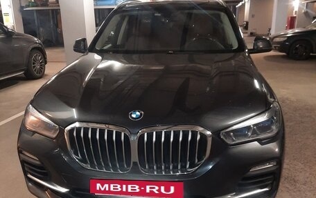 BMW X5, 2019 год, 6 800 000 рублей, 2 фотография