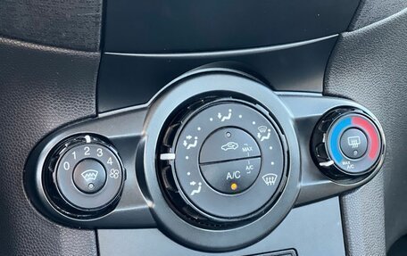 Ford Fiesta, 2016 год, 849 000 рублей, 14 фотография