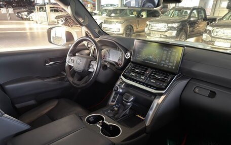 Toyota Land Cruiser, 2021 год, 9 700 000 рублей, 29 фотография