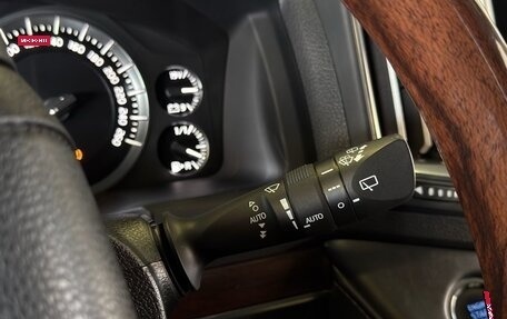 Toyota Land Cruiser 200, 2017 год, 6 650 000 рублей, 20 фотография