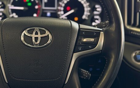 Toyota Land Cruiser 200, 2017 год, 6 650 000 рублей, 25 фотография