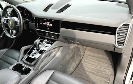 Porsche Cayenne III, 2021 год, 8 800 000 рублей, 14 фотография