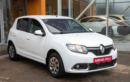 Renault Sandero II рестайлинг, 2017 год, 895 000 рублей, 4 фотография