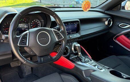 Chevrolet Camaro VI, 2021 год, 5 235 000 рублей, 10 фотография