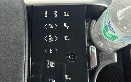 Toyota Camry, 2018 год, 2 900 000 рублей, 12 фотография