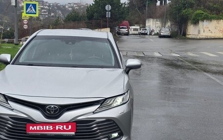 Toyota Camry, 2018 год, 2 900 000 рублей, 6 фотография