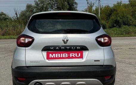 Renault Kaptur I рестайлинг, 2017 год, 1 450 000 рублей, 13 фотография