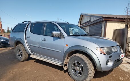 Mitsubishi L200 IV рестайлинг, 2007 год, 160 000 рублей, 2 фотография