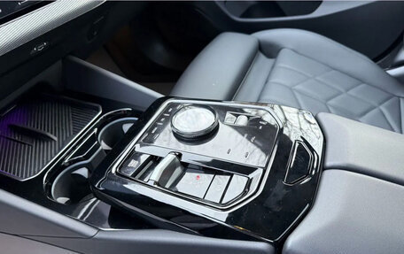 BMW 5 серия, 2025 год, 10 900 000 рублей, 13 фотография