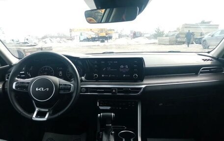 KIA K5, 2022 год, 2 900 000 рублей, 5 фотография