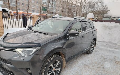 Toyota RAV4, 2016 год, 2 400 000 рублей, 4 фотография