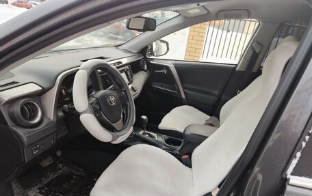 Toyota RAV4, 2016 год, 2 400 000 рублей, 5 фотография