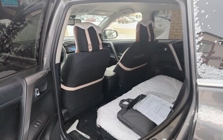 Toyota RAV4, 2016 год, 2 400 000 рублей, 8 фотография