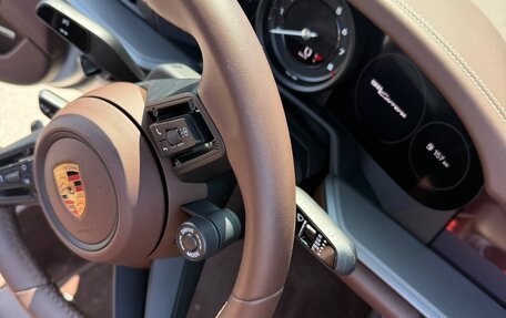 Porsche 911, 2024 год, 19 900 000 рублей, 23 фотография