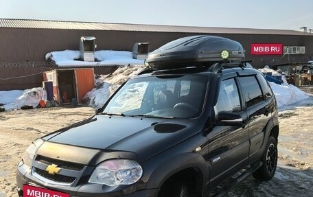 Chevrolet Niva I рестайлинг, 2011 год, 550 000 рублей, 2 фотография