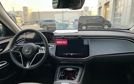 Mercedes-Benz E-Класс, 2025 год, 7 400 000 рублей, 10 фотография