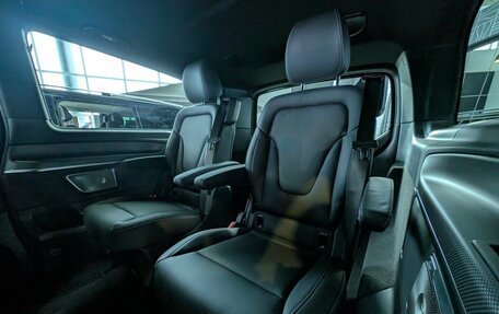 Mercedes-Benz V-Класс, 2024 год, 17 990 000 рублей, 7 фотография