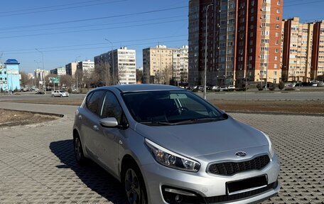 KIA cee'd III, 2015 год, 1 350 000 рублей, 1 фотография