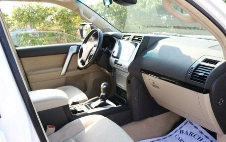 Toyota Land Cruiser Prado 150 рестайлинг 2, 2023 год, 8 114 230 рублей, 9 фотография