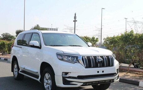 Toyota Land Cruiser Prado 150 рестайлинг 2, 2023 год, 8 114 230 рублей, 2 фотография