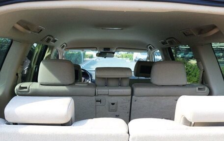 Toyota Land Cruiser Prado 150 рестайлинг 2, 2023 год, 8 114 230 рублей, 13 фотография