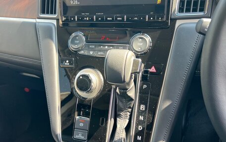 Mitsubishi Delica D:5 I, 2022 год, 3 800 000 рублей, 29 фотография