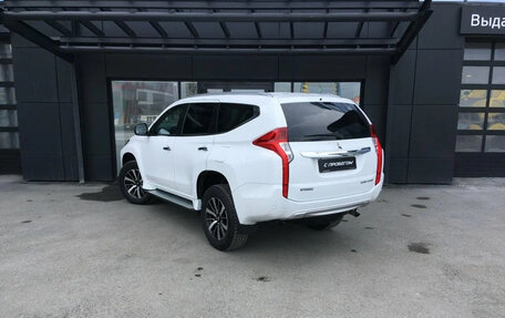 Mitsubishi Pajero Sport III рестайлинг, 2019 год, 2 100 000 рублей, 3 фотография