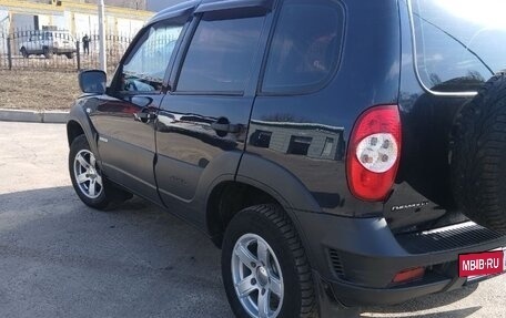 Chevrolet Niva I рестайлинг, 2016 год, 565 000 рублей, 6 фотография