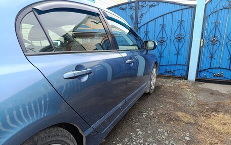 Honda Civic VIII, 2010 год, 700 000 рублей, 3 фотография