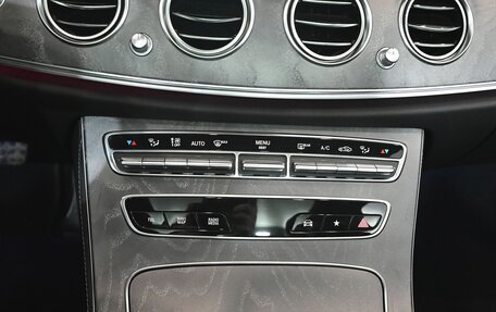 Mercedes-Benz E-Класс, 2020 год, 6 450 000 рублей, 19 фотография