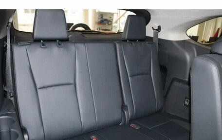 Toyota Highlander, 2026 год, 6 180 000 рублей, 13 фотография