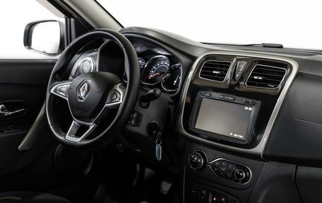 Renault Logan II, 2019 год, 1 240 000 рублей, 6 фотография