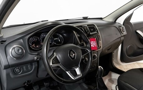 Renault Logan II, 2019 год, 1 240 000 рублей, 5 фотография