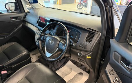 Toyota ISis I, 2014 год, 1 379 000 рублей, 10 фотография