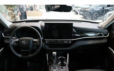 Toyota Highlander, 2026 год, 6 180 000 рублей, 9 фотография