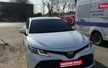 Toyota Camry, 2020 год, 3 100 000 рублей, 1 фотография