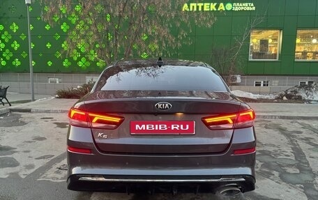 KIA K5 II, 2018 год, 1 750 000 рублей, 1 фотография