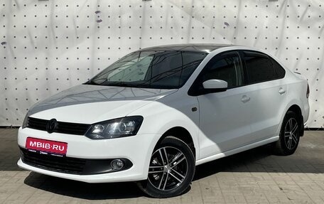 Volkswagen Polo VI (EU Market), 2014 год, 870 000 рублей, 1 фотография