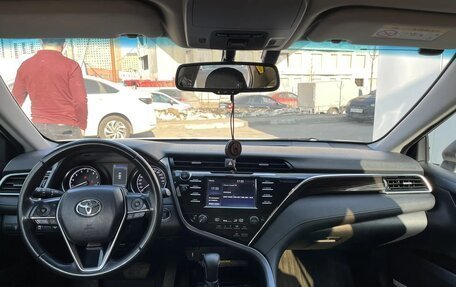 Toyota Camry, 2020 год, 3 100 000 рублей, 11 фотография