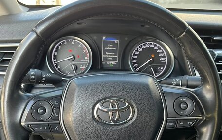Toyota Camry, 2020 год, 3 100 000 рублей, 13 фотография