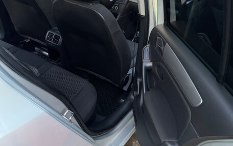 Volkswagen Golf VI, 2011 год, 800 000 рублей, 7 фотография