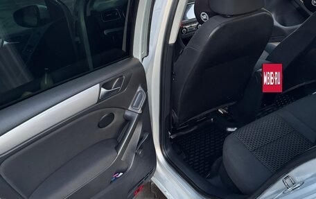 Volkswagen Golf VI, 2011 год, 800 000 рублей, 9 фотография