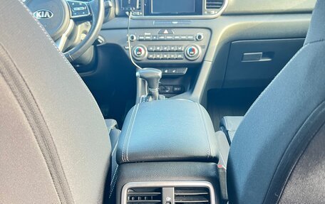 KIA Sportage IV рестайлинг, 2019 год, 2 650 000 рублей, 19 фотография