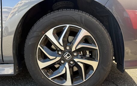 Honda Stepwgn, 2022 год, 2 390 000 рублей, 23 фотография